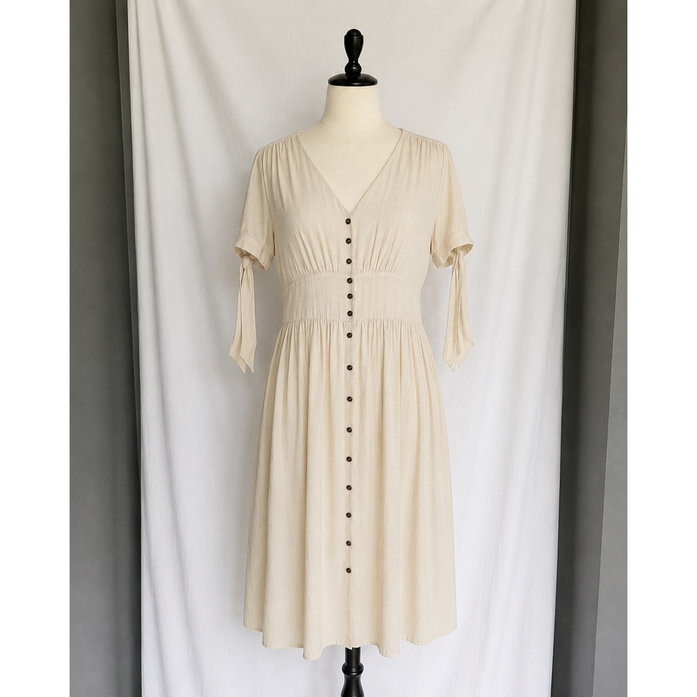 Cream V-Neck Button-Front Midi Dress With Pockets! Size M